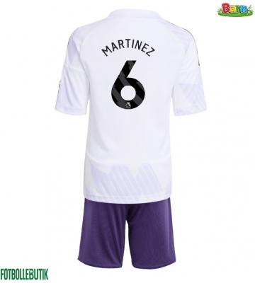 Manchester United Lisandro Martinez #6 Bortaställ Barn 2025-26 Kortärmad (+ Korta byxor)